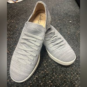 LifeStride Esme 2 Knit Slip On Sneakers, Women's Size 6 M, Gray EUC MSRP $90